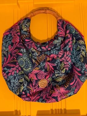 Lilly bamboo handle purse